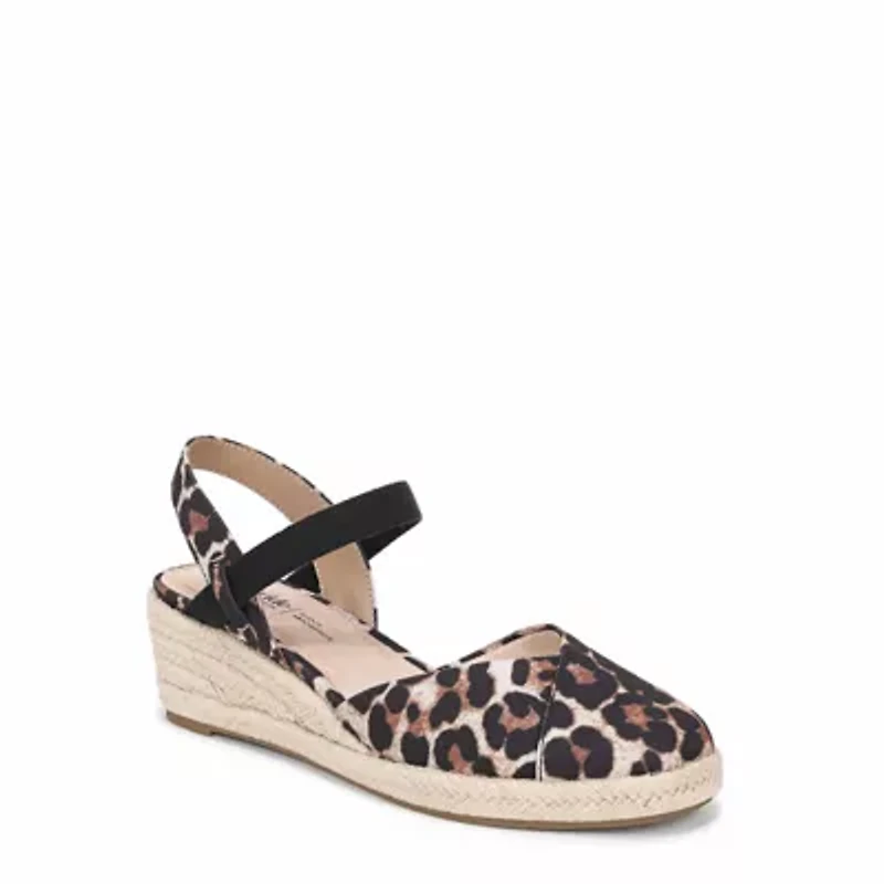 Pilar Wedge Sandal