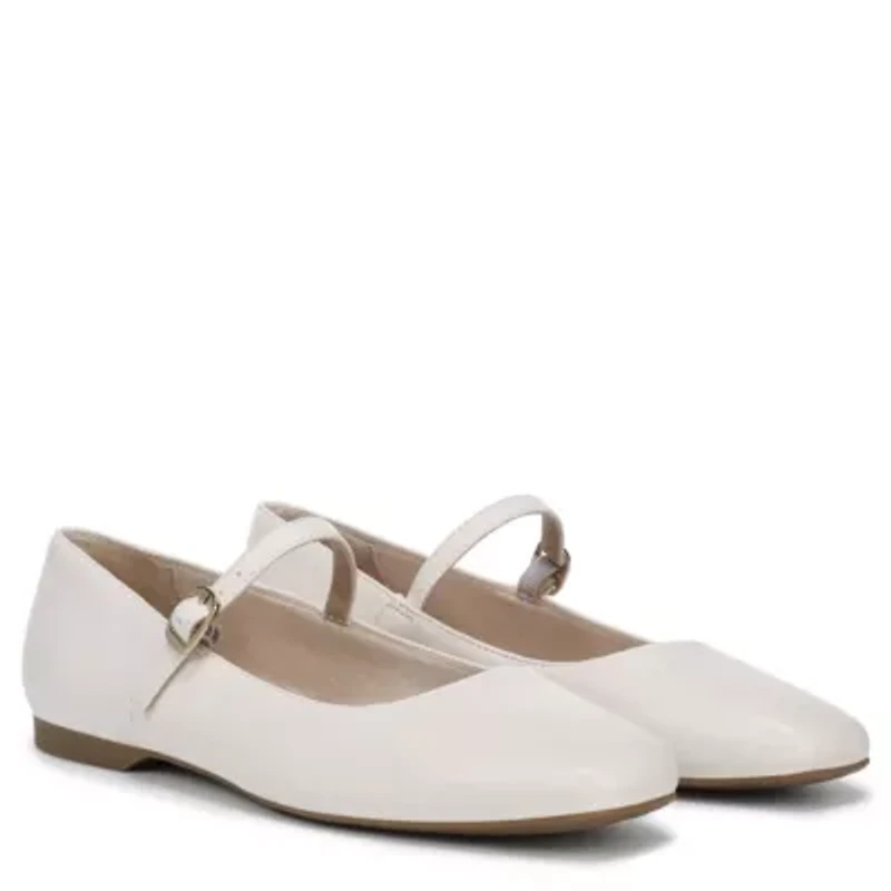 Beloved Mary Jane Flat