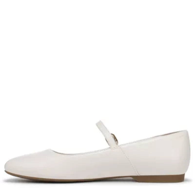 Beloved Mary Jane Flat