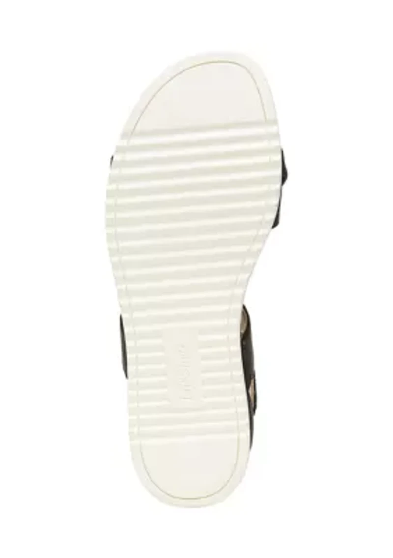 Zoom Strappy Sandal