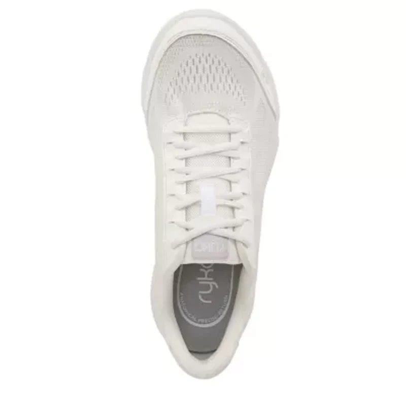 Devotion Plus 3 Walking Sneaker