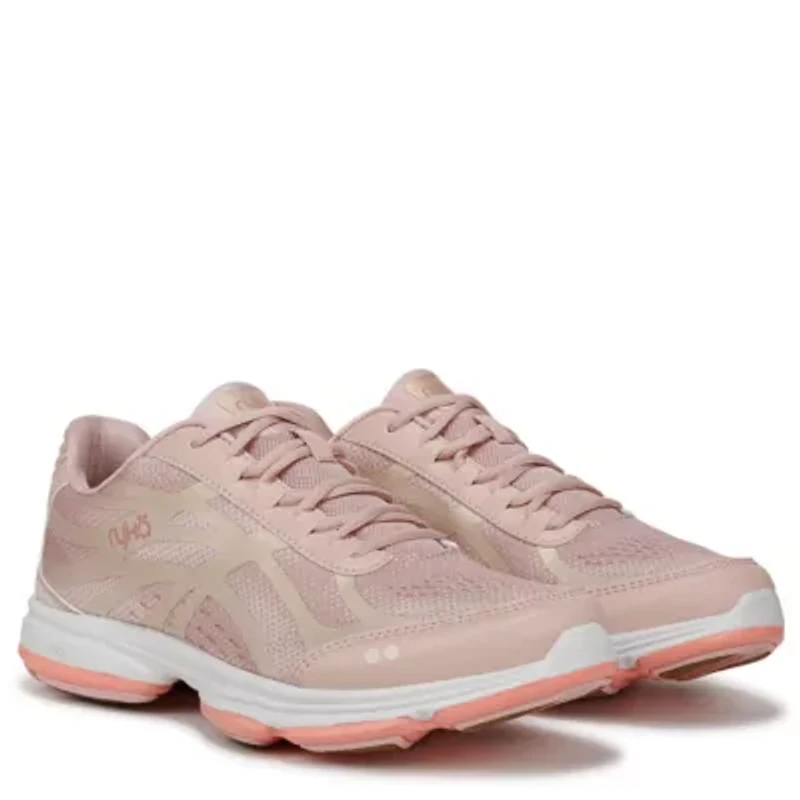 Devotion Plus 3 Walking Sneaker