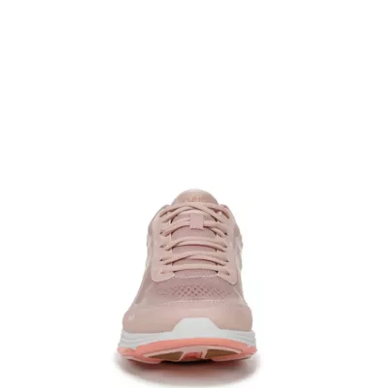 Devotion Plus 3 Walking Sneaker