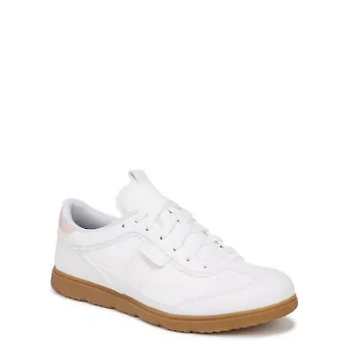 Effortless Lace Up Sneaker