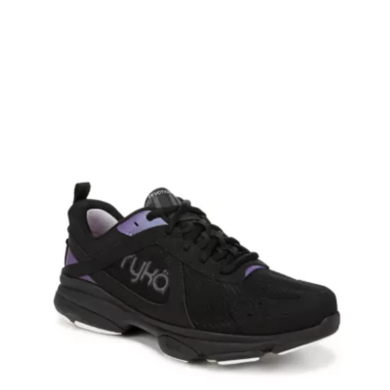 Devotion XT 3 Training Sneaker