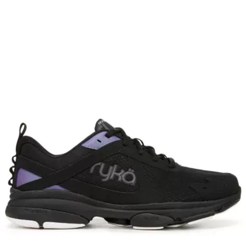 Devotion XT 3 Training Sneaker