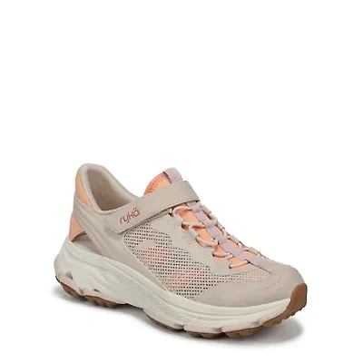 Devotion Max Fisherman Trail Sneaker