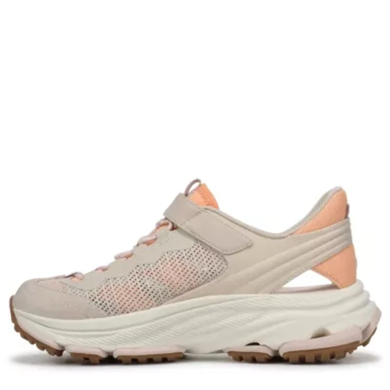 Devotion Max Fisherman Trail Sneaker