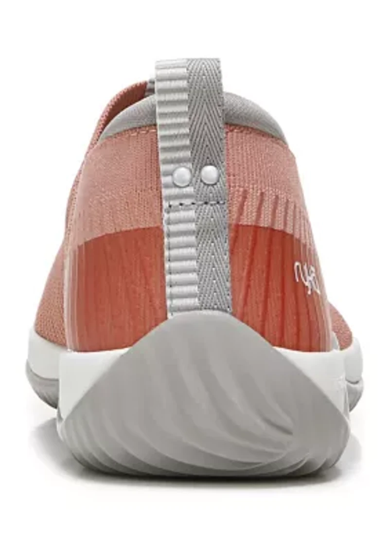 Echo Knit Slip On Sneaker