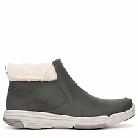 Amaze Ankle Bootie
