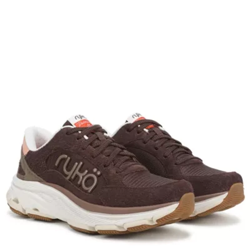 Devotion X Max Classic Walking Sneaker