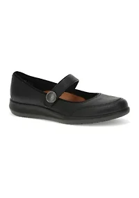Baretraps Joesie Mary Jane Flat
