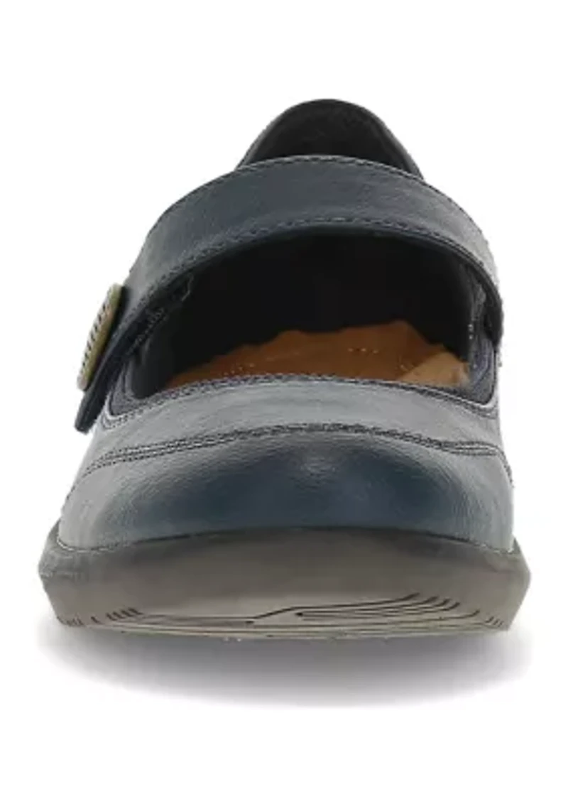 Joesie Mary Jane Flat