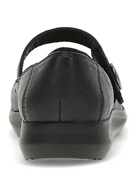 Baretraps Joesie Mary Jane Flat