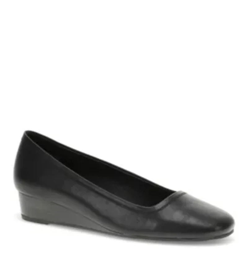 Baretraps Covette Wedge Slip On