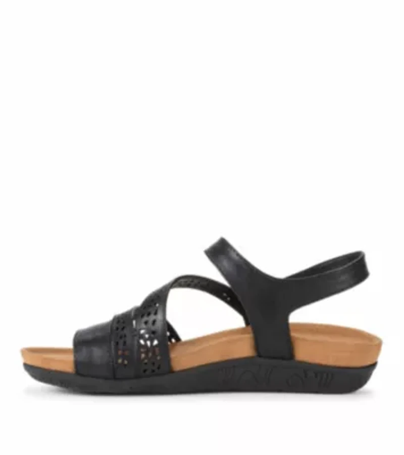 Jinna Sandal