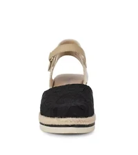 Alycia Closed Toe Wedge Sandal