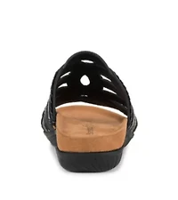 Joneva Slide Sandal