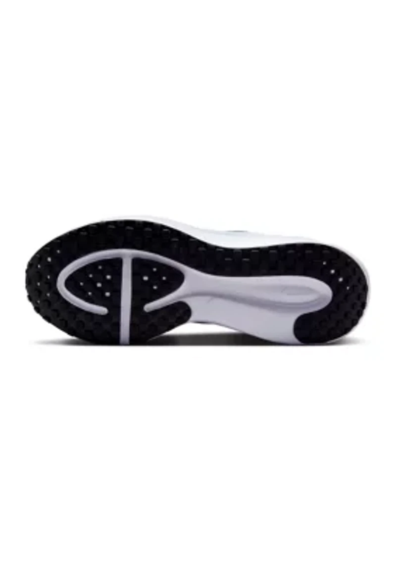 Women's Revolution 8 Sneakers