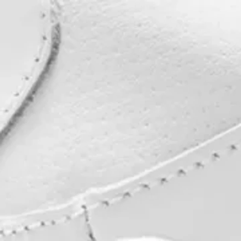 Women's Reax 8 TR Sneakers