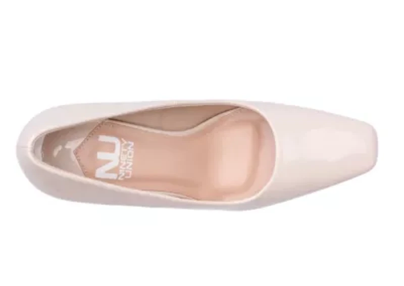 Blast, Pump On A Circular Heel
