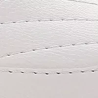 Vesta Sneakers