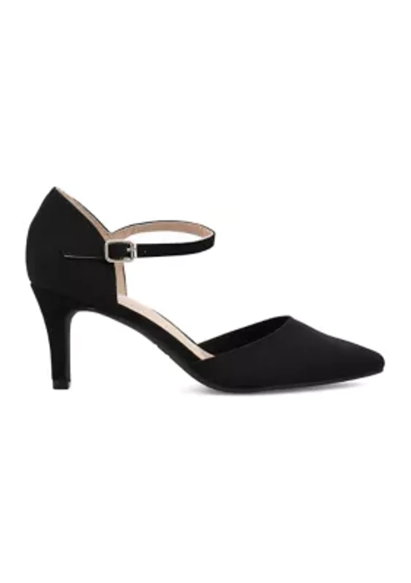 Bivi Pointed Toe Pumps
