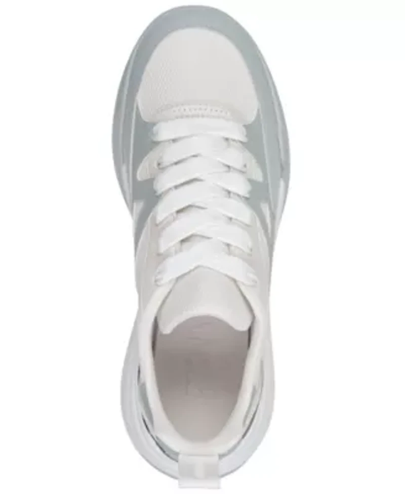Zanira Sneaker