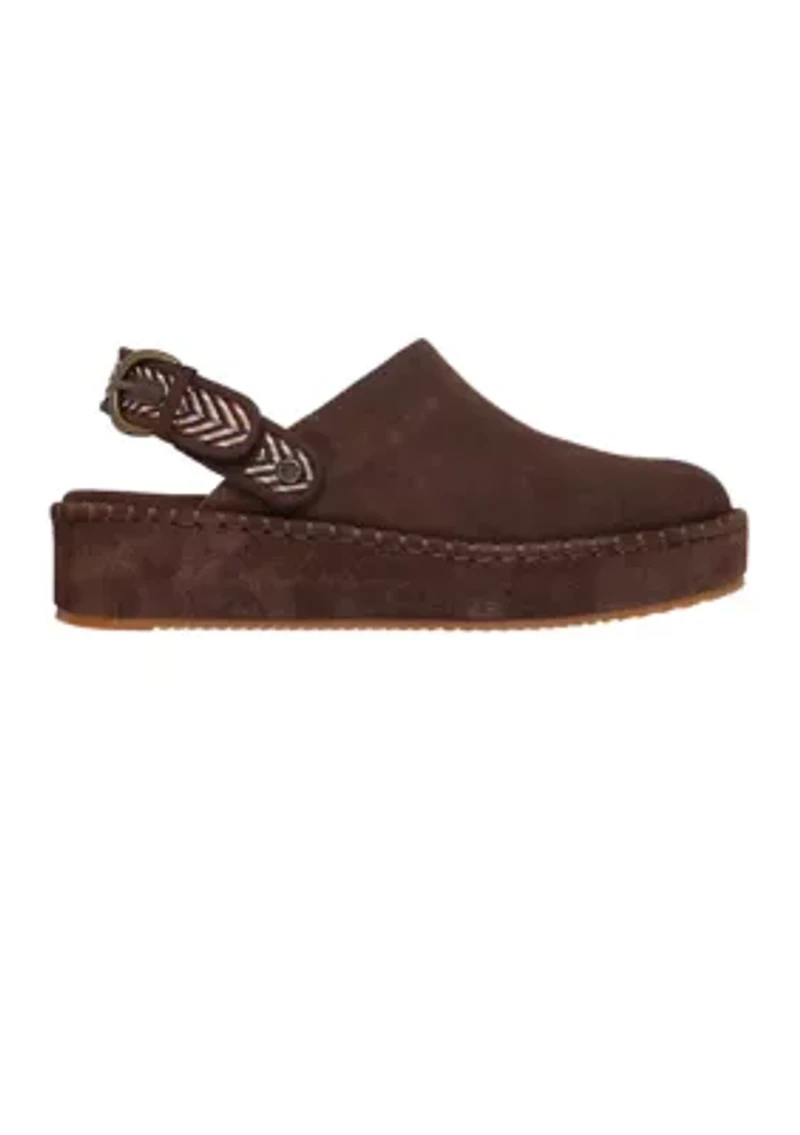Rosey Rise Clogs - Casual Cozies