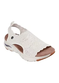 Women's Arch Fit Sandals - Breezy City Catch