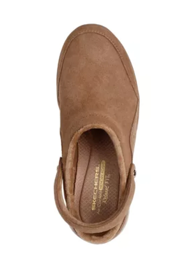 Easy Going Clogs - Distinctive Charm