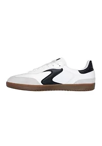 Hotshot Sneakers - Kickoff