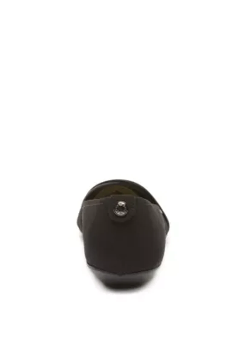 Oalise Pointed Toe Flats