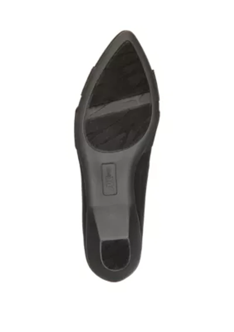 Oalise Pointed Toe Flats