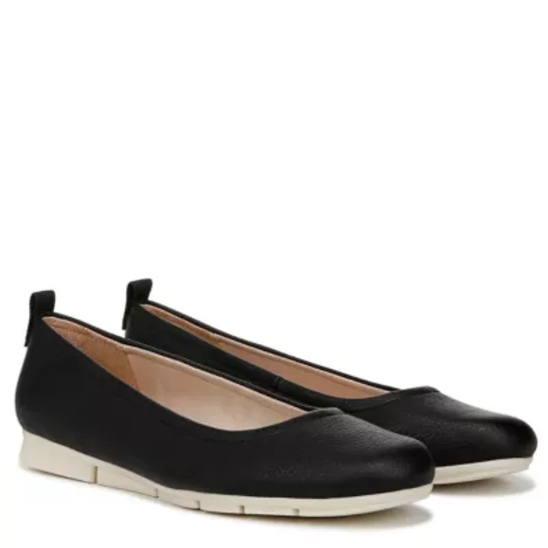 Timeless Ballet Flat