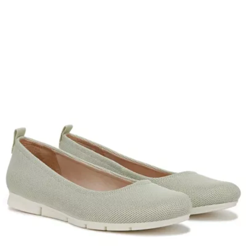 Timeless Ballet Flat