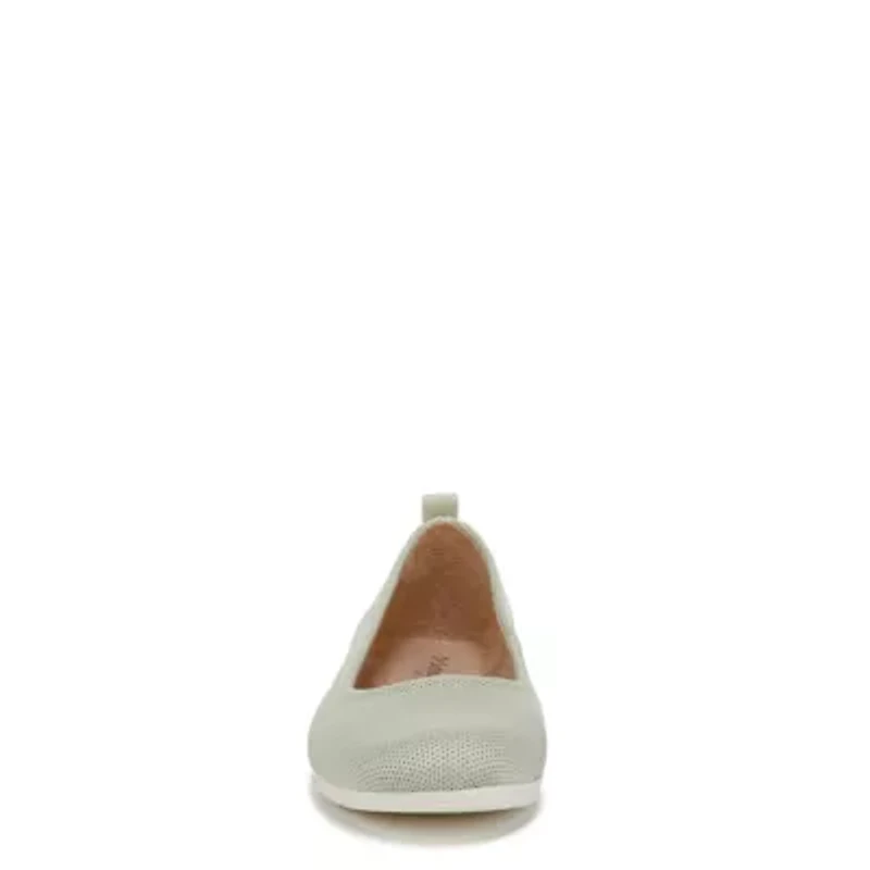 Timeless Ballet Flat