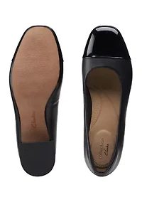 Marilyn Sara Flats