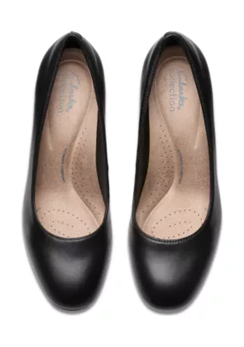 Olivette Pearl Wedge Heels