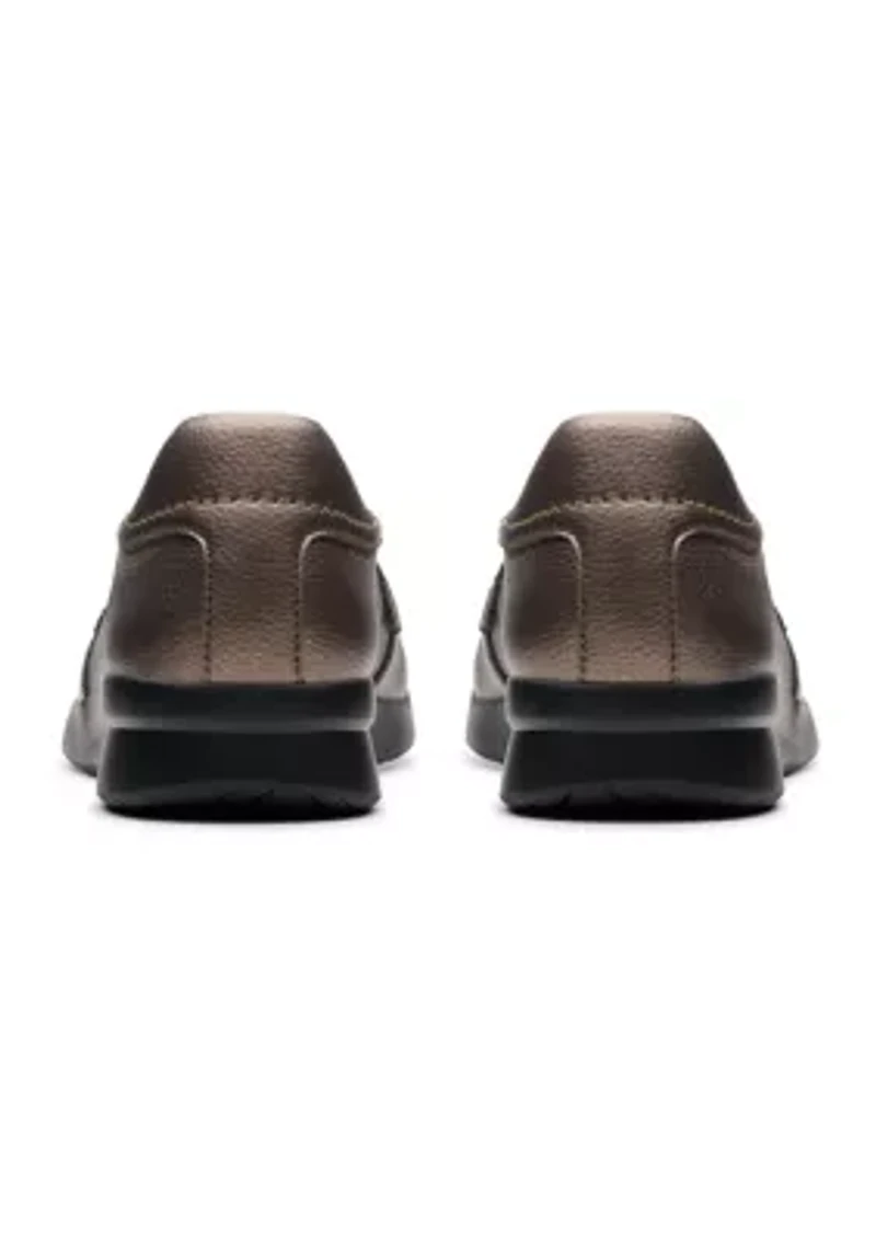 Ellowyn Penny Loafers