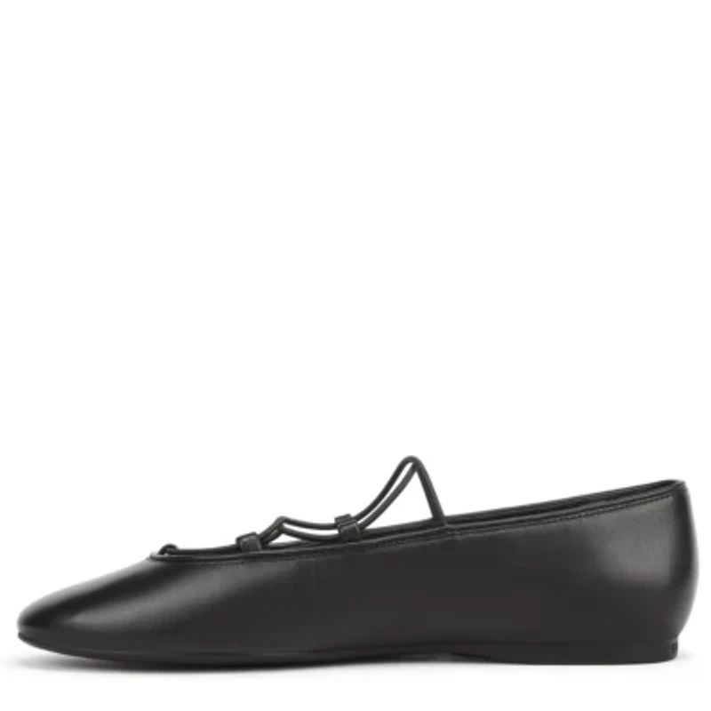 Franco Delira Pointed Toe Flat