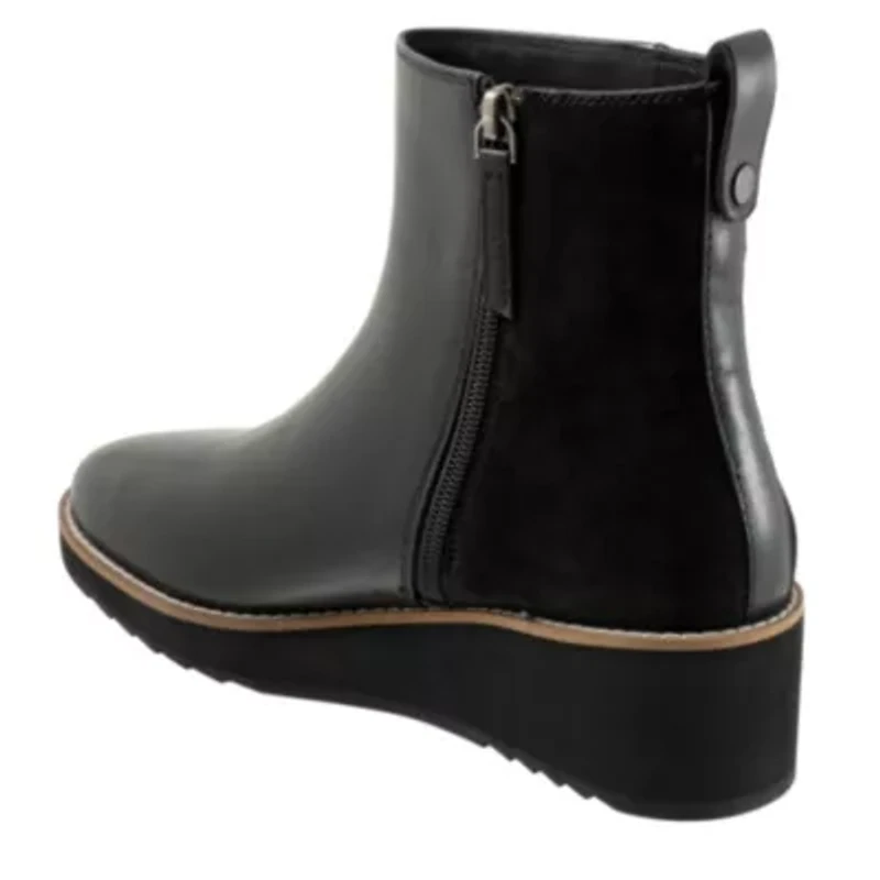 Wynona Boot
