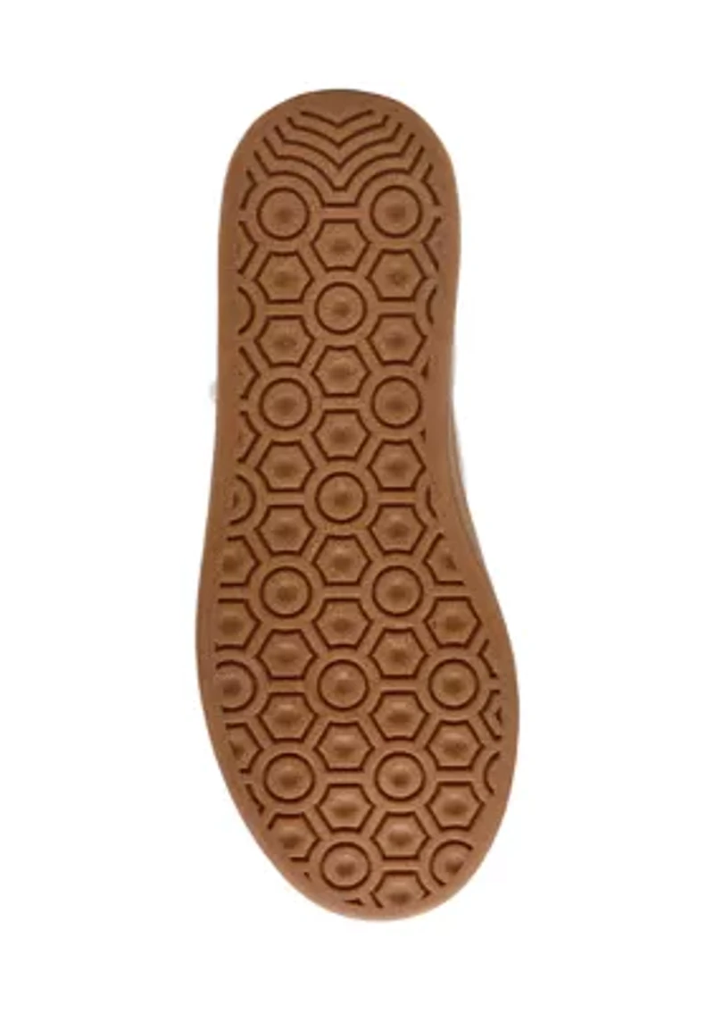 Dodge Charm Sneakers