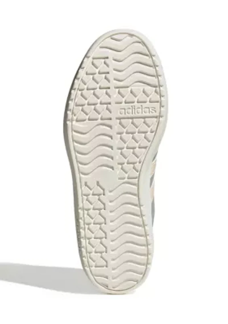 VL Court Bold Sneakers