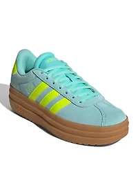 VL Court Bold Sneakers