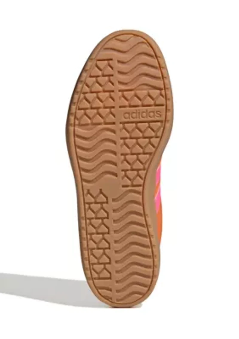 VL Court Bold Sneakers