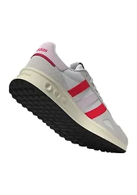 Women's Run 84 Sneakers