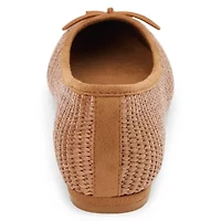 Vegan classic ballet flat.