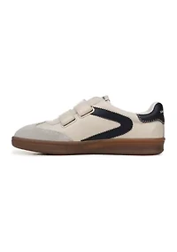 Talia Sneakers