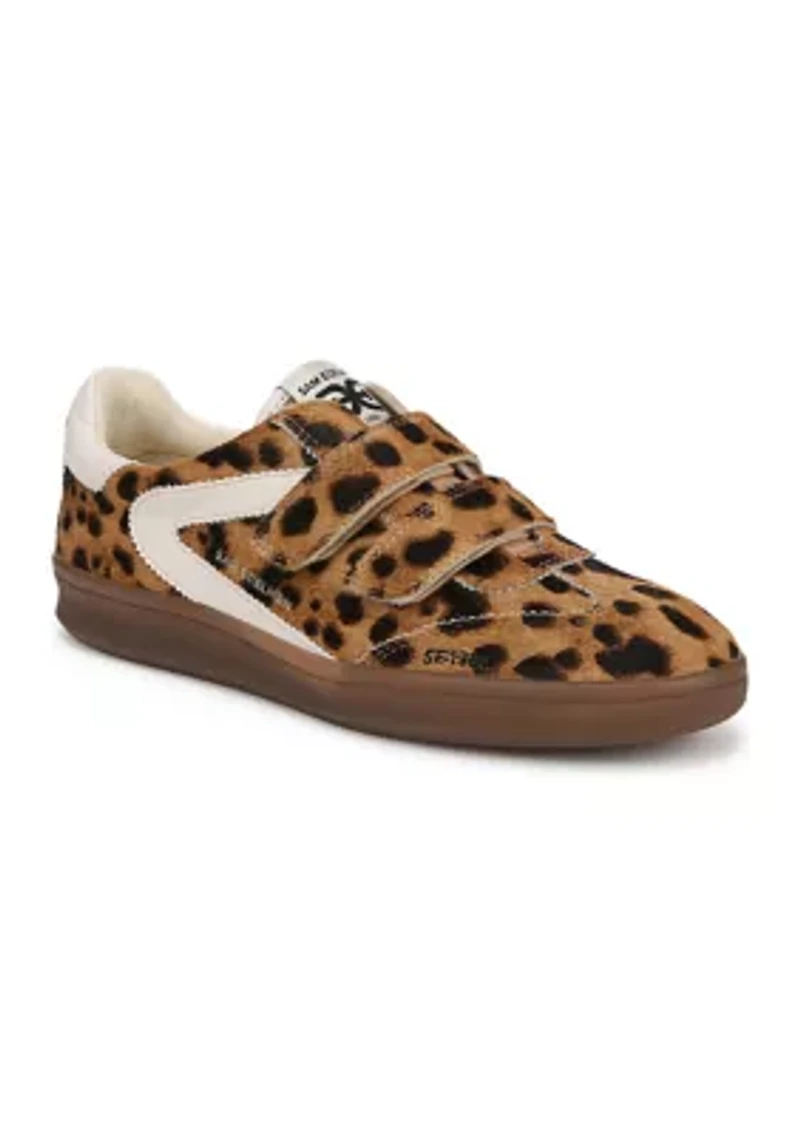 Talia Sneakers